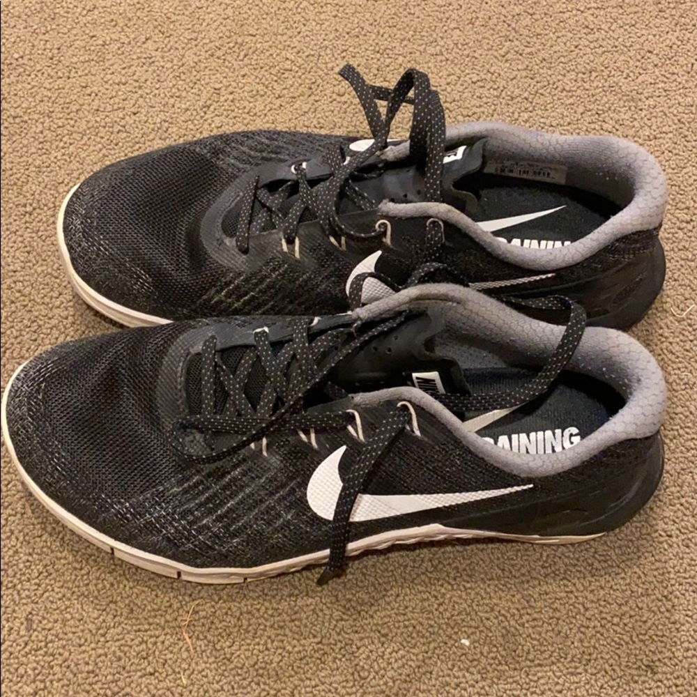 Nike women’s metcons